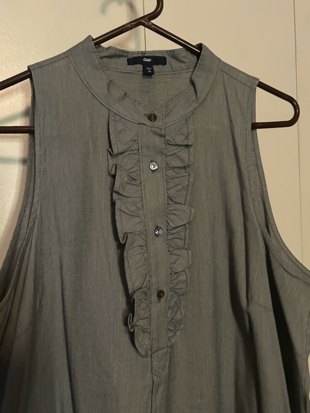 GAP Sleeveless Ruffle Front Dress - Gray